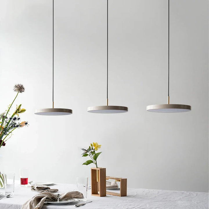 Skanto | Frendorf – Futuristisk Metall LED Hengelampe