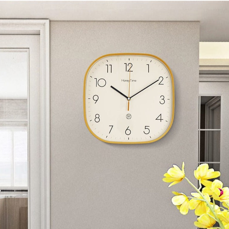 Ultra Silent Square Clock Skanto