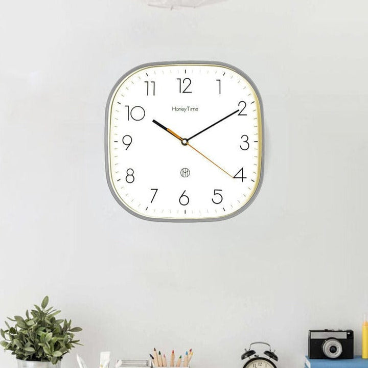 Ultra Silent Square Clock Skanto