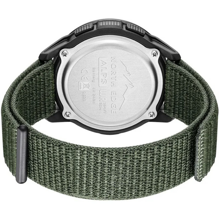 Skanto | Karbonfiber Utendørs Klokke – Lett & Ultra-Holdbar