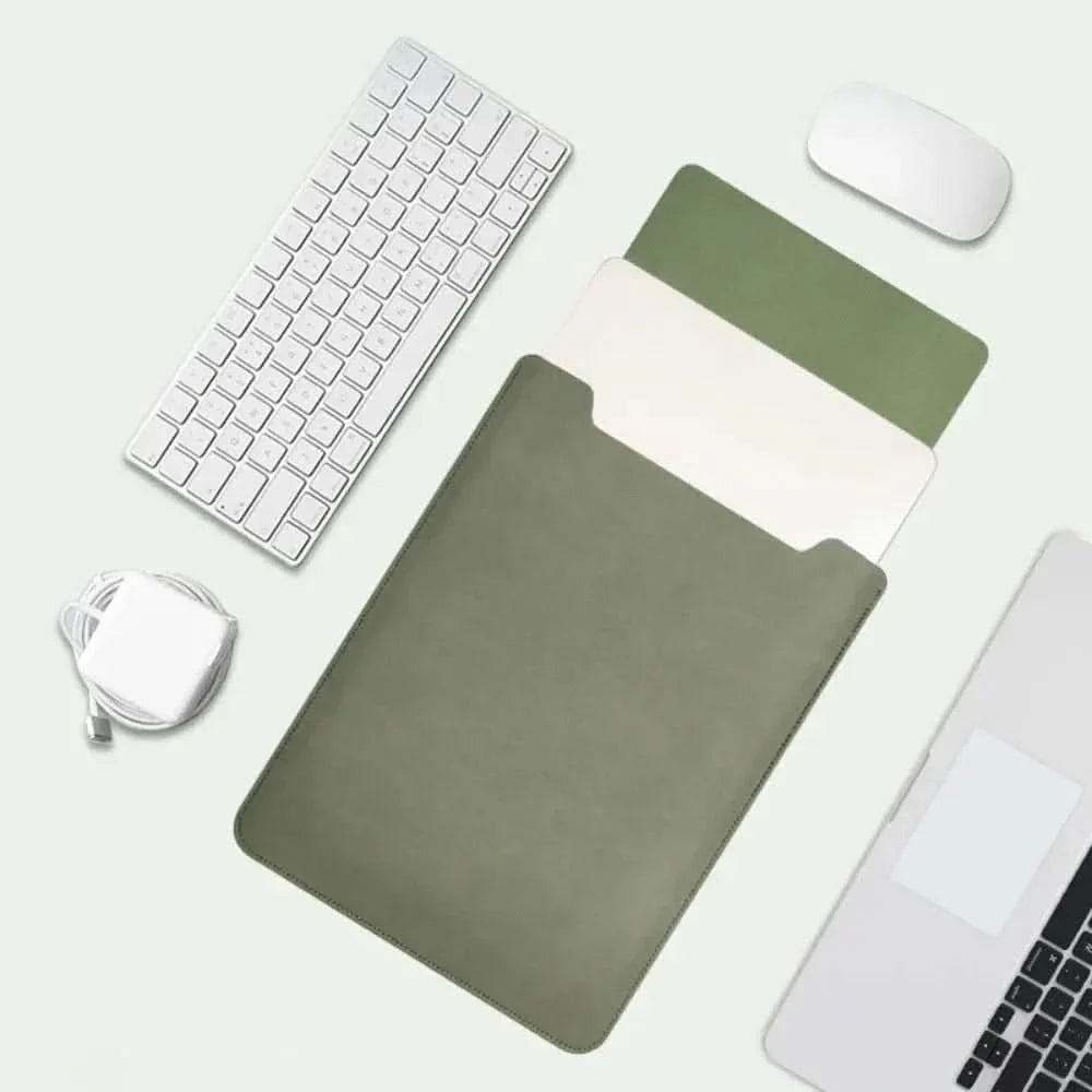 Skanto | Ultra-Slim PU Lær Laptop Sleeve (13–15 tommer) – Vanntett & Multifunksjonell