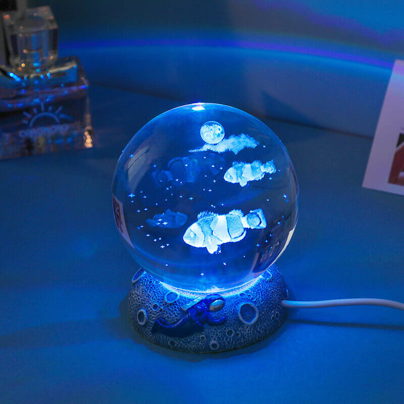 Skanto | AquaGlobe Krystallkule Nattlys | Undervannsverden LED Lampe | Humørlys & Dekor for Hjem