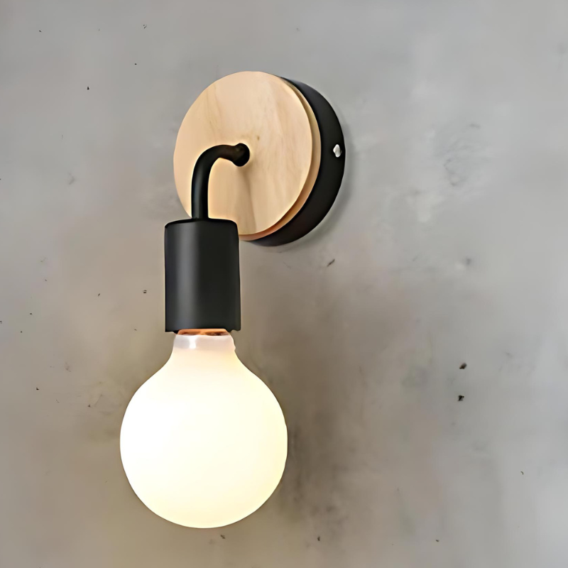 LumiEra - Elegant vegglampe laget av jern og tre i nordisk stil | Skanto