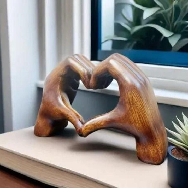 Skanto | LoveSculpt Håndlagd Tre Hjerte Dekorasjon – Symbol på Kjærlighet & Tilknytning for Hjemmedekorasjon