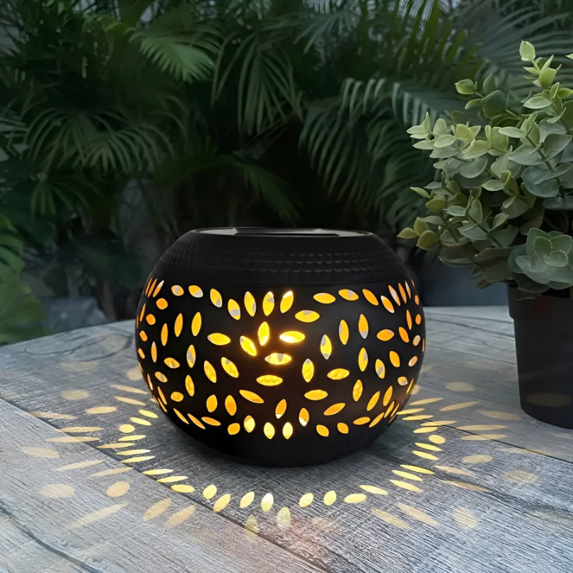 LumoPattern Solhage Lampe - Stilig Prikket Belysning Skanto