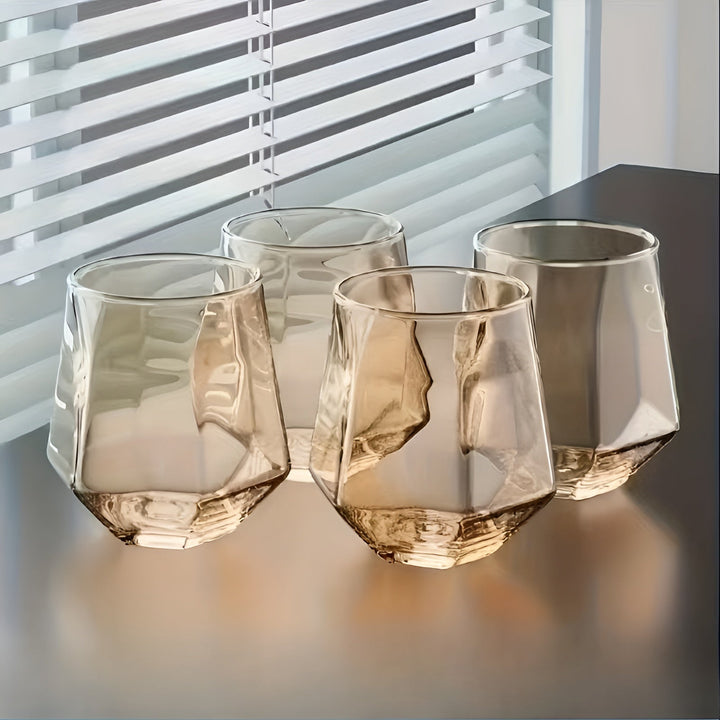 Gjennomsiktig glass, sett med 4 deler – Stilig og dekorativt design | 300 ml glass for vann, juice og te