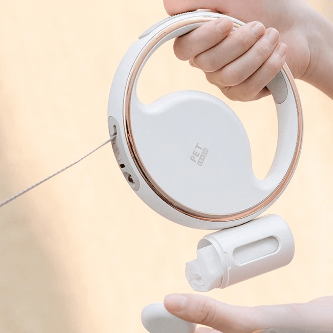 Skanto | Automatisk hundesnor med LED-lampe og avfallssekkholder for stressfrie turer