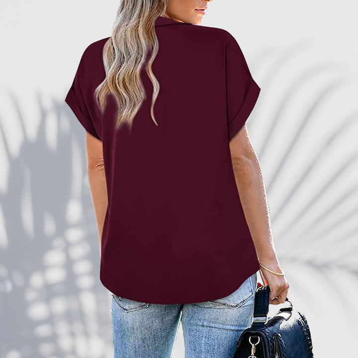 Skanto | Kortermet V-hals ensfarget bluse