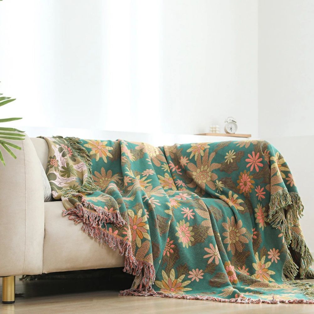 Skanto | Verdant Bloom Reversible Jacquard Blanket