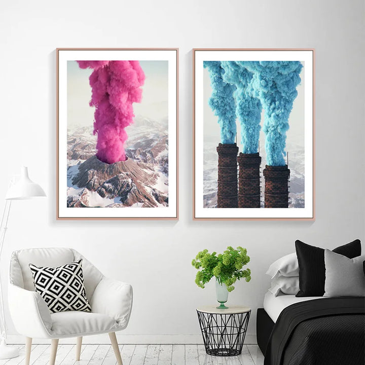 Livlige landskapsvegger Kunst Fine kunstler lerret utskrifter - Vulkanfjell med rosa røyk & industrivifter med blå emisjoner La deg inspirere av fantastiske kontraster mellom natur og industri | Skanto