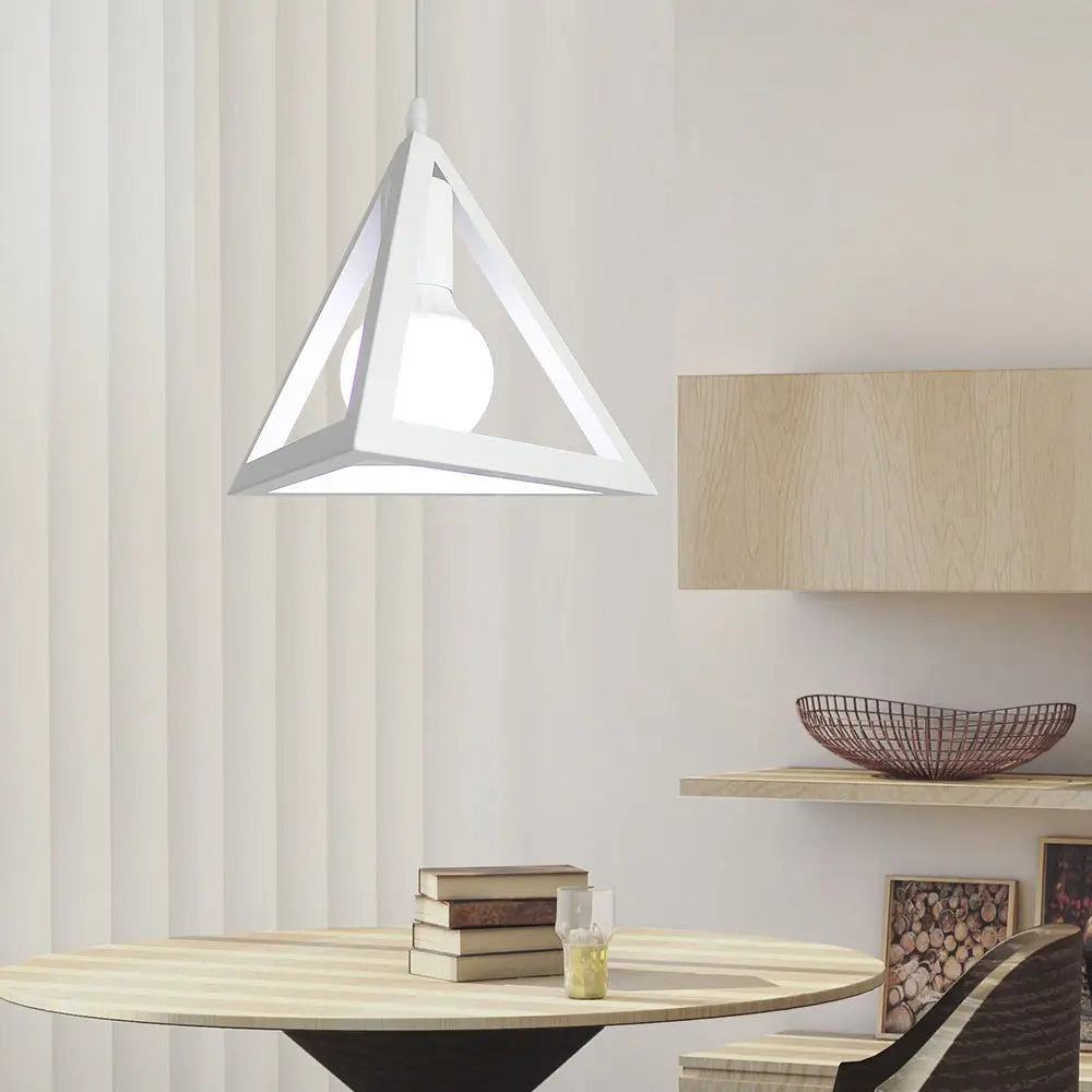 Vintage jern pendellampe i industriell design – retro hengelampe for spisestue og stue | Skanto