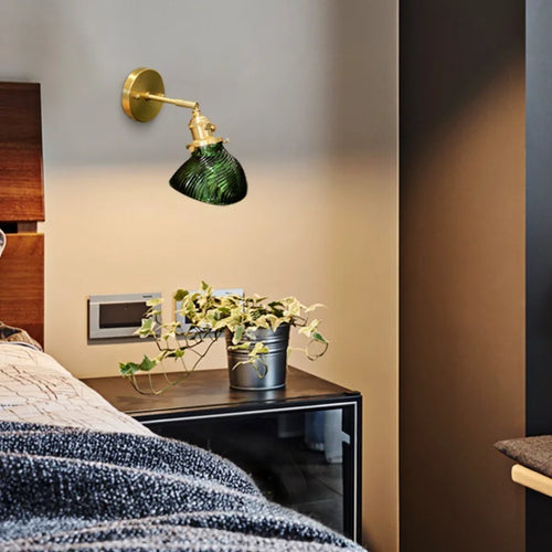 Skanto | Elegant vegglampe i tradisjonell stil