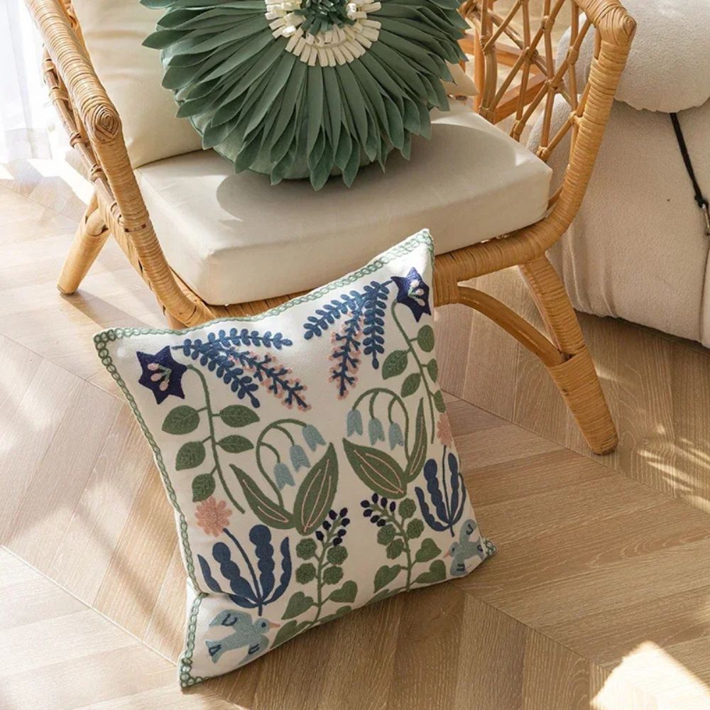 Skanto | Vintage Botanisk Broderi Putetrekk