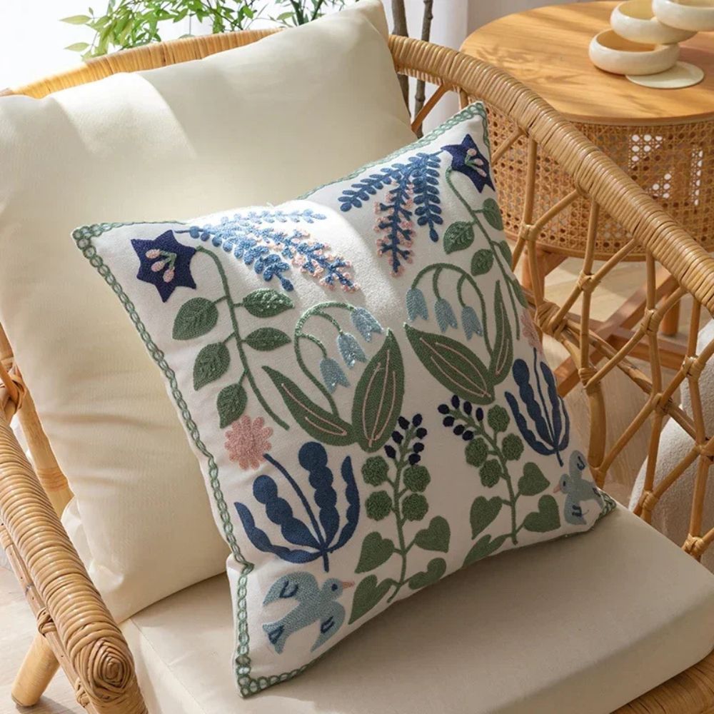Skanto | Vintage Botanisk Broderi Putetrekk