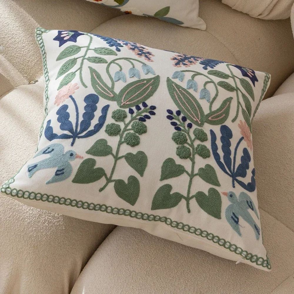 Skanto | Vintage Botanisk Broderi Putetrekk