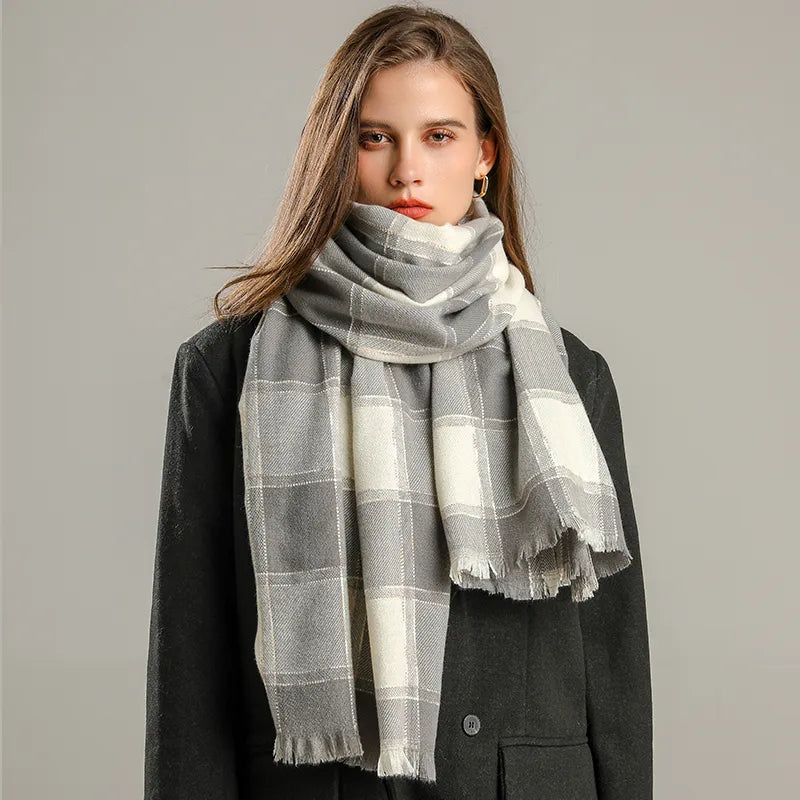 LuxeRuit Skjerf - Elegant Vintertilbehør for ethvert antrekk Skanto