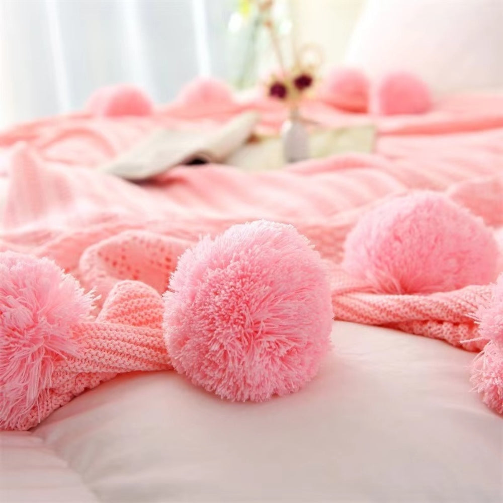 Skanto | Whimsy Fluffy Pom-Pom Macaron Teppe
