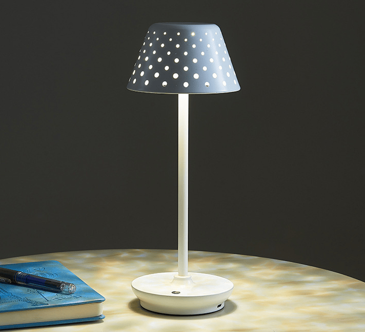 LuxeGlow – Portable LED Bordlampe for Moderne Interiør Skanto