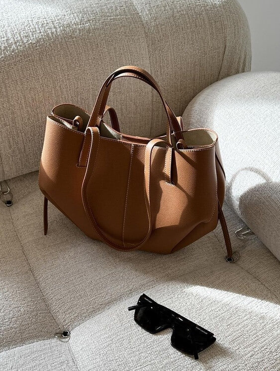 Skanto | Voss – Vintage lær skulderveske for kvinner | Romslig, elegant og tidløs design