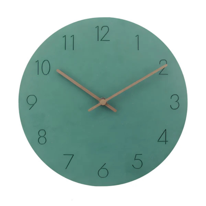 Skanto | Modern stille veggklokke i tre – Minimalistisk design
