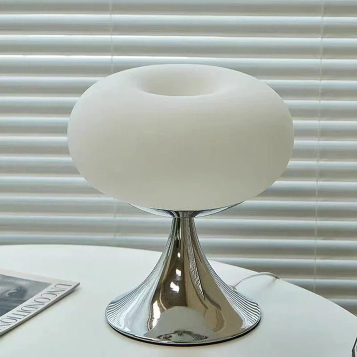 Skanto | FruitLume - Epleformet Bordlampe