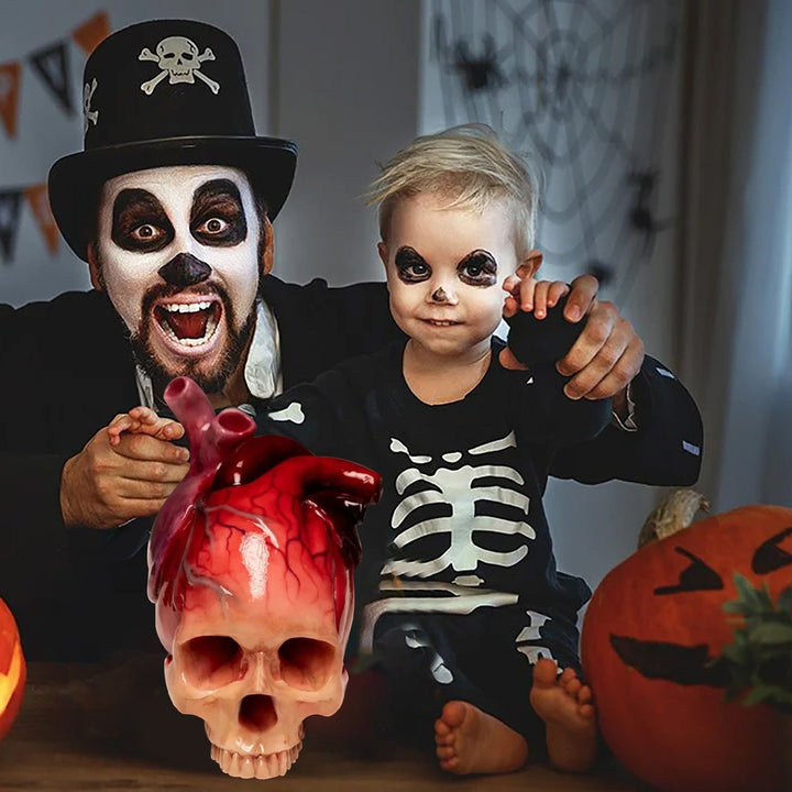 Skanto | SpookyHeart Realistisk Halloween Hjerteformet Skulpskulptur