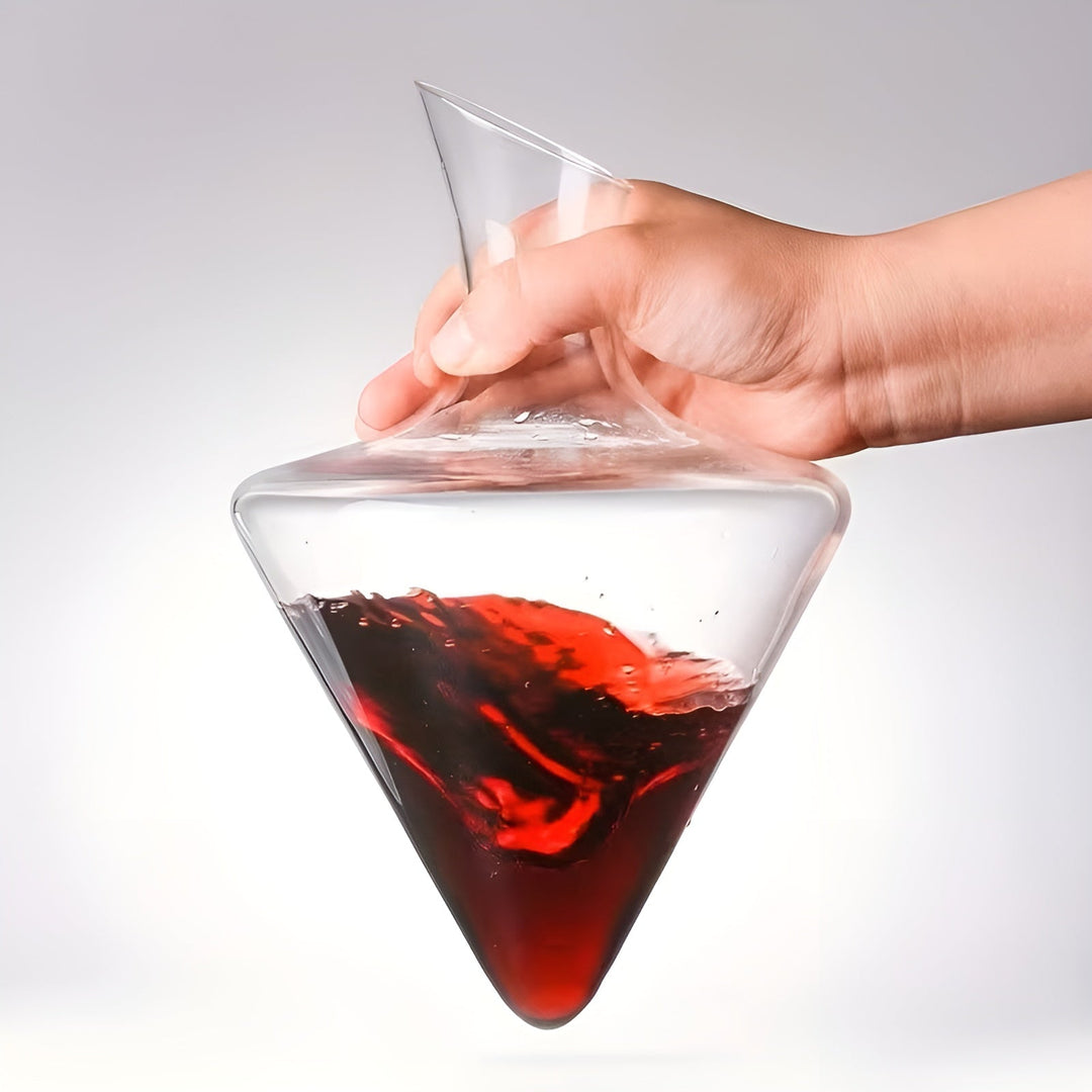Vinkaraffel med rask lufting – Elegant fossefalldesign laget av glass | For en mer intens aroma og stilig vinopplevelse