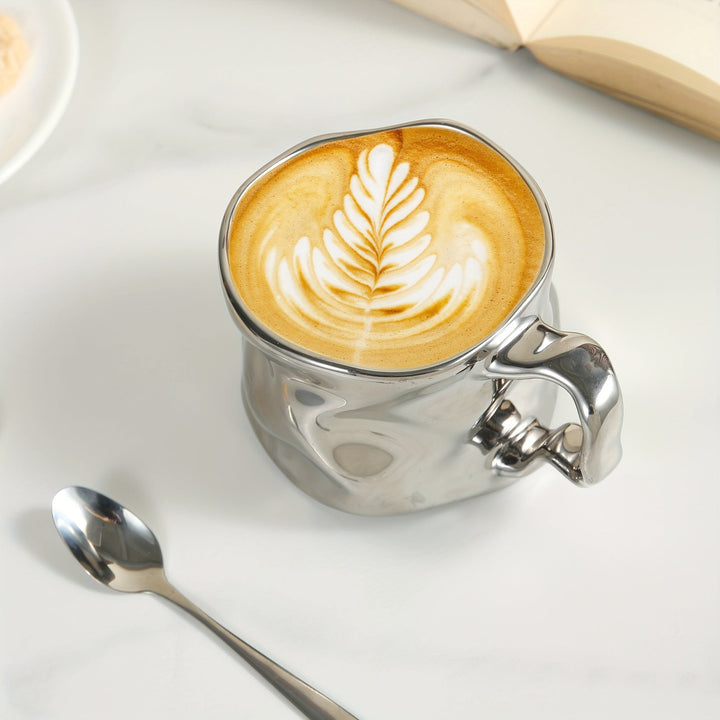 Skanto | CreArt Krus – Håndlaget keramisk kaffekrus med unikt rynket design