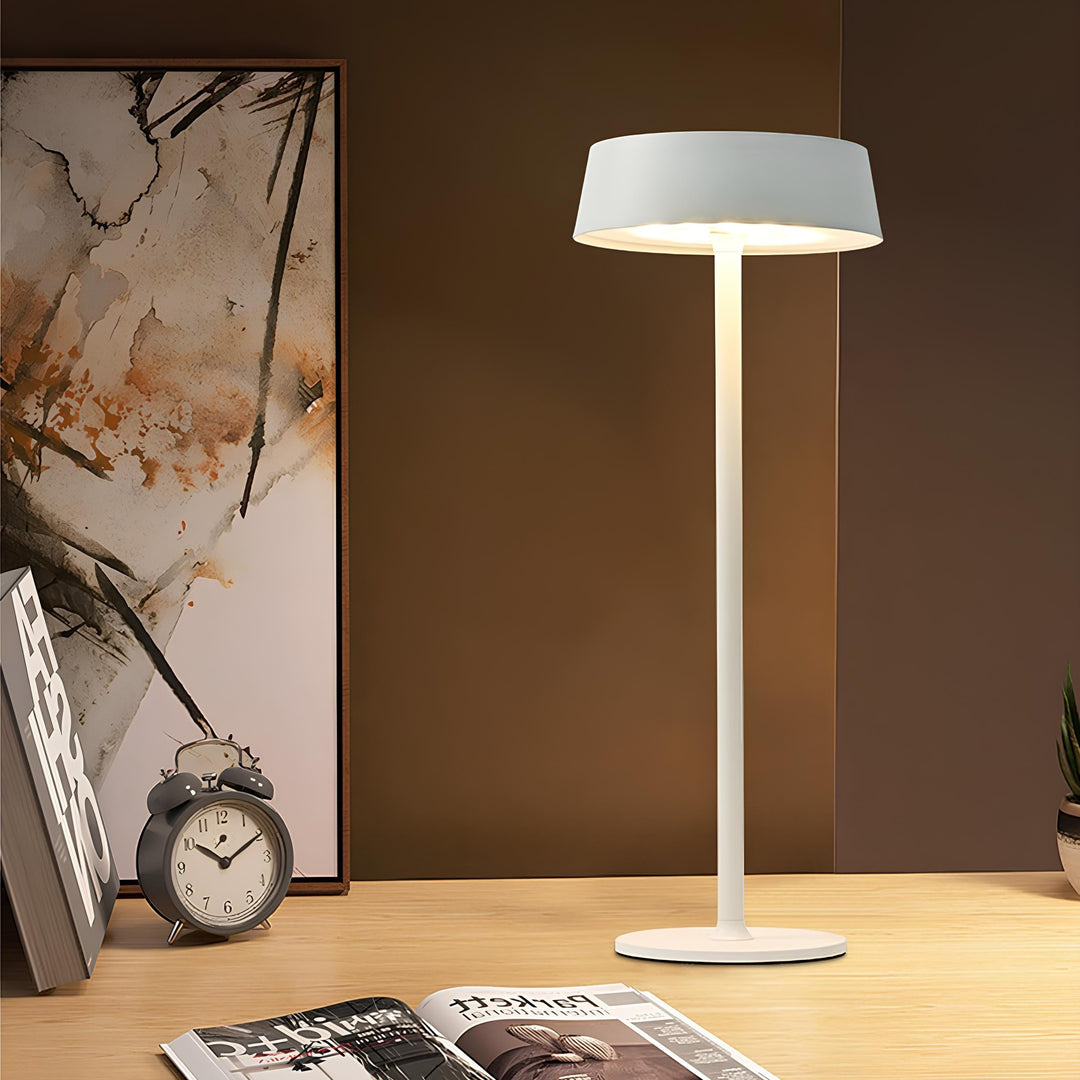 Skanto | Slank Moderne Bordlampe
