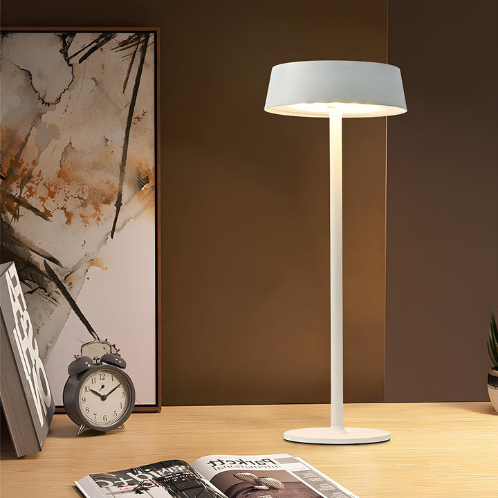 Skanto | Slank Moderne Bordlampe