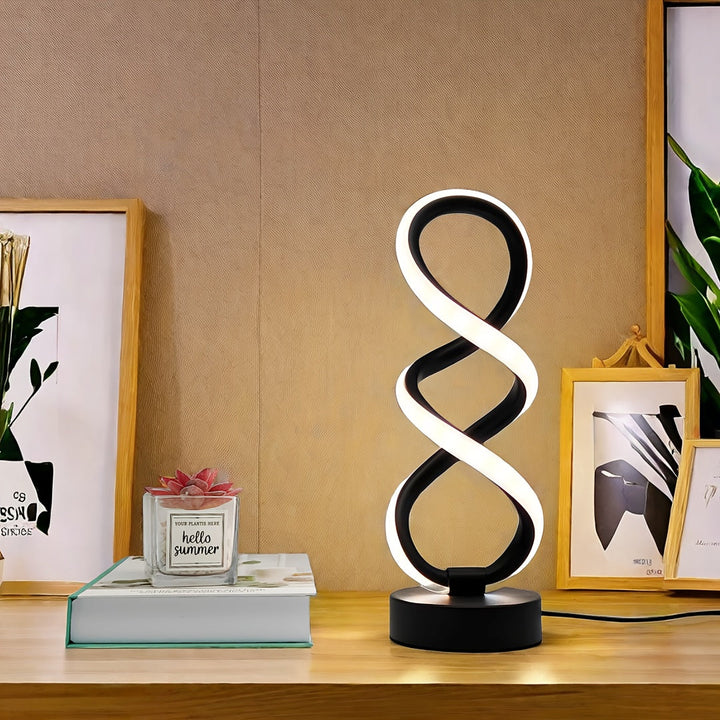 SpiraLux - Elegant Spiral Bordlampe med Fargevalg Skanto