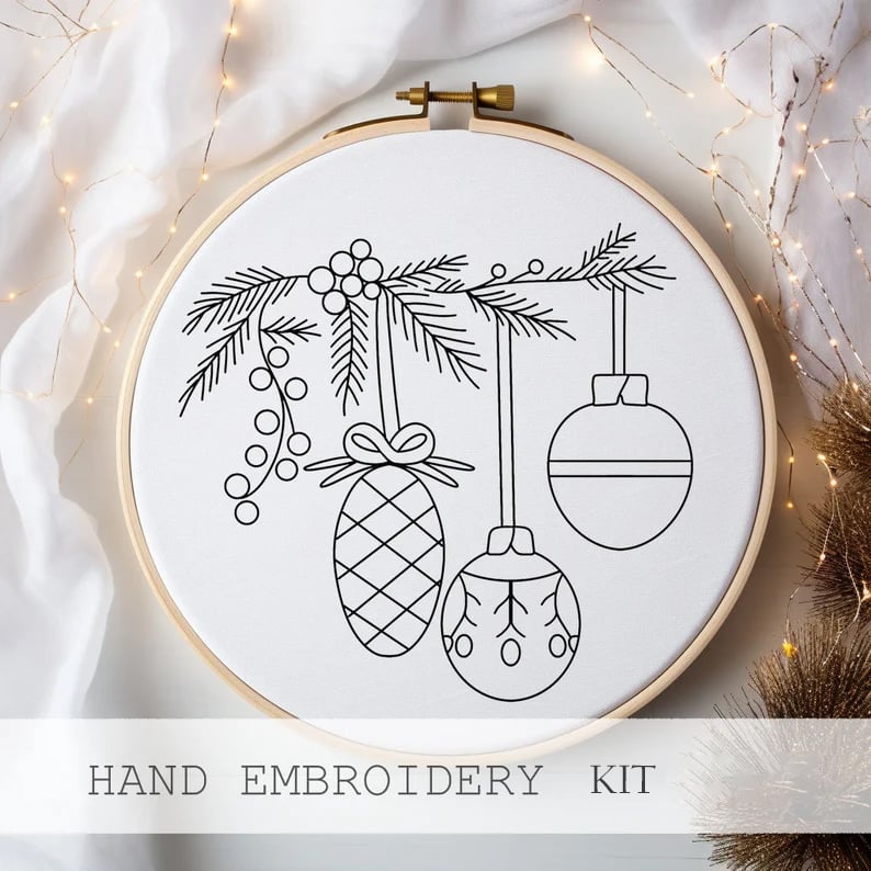 Skanto | Julebroderisett DIY | Komplett Kit for Hjemmelaget Dekor | 20 cm