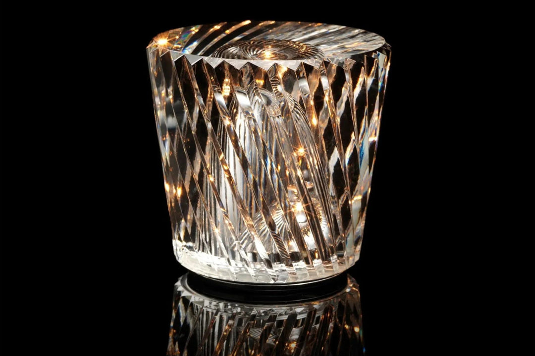 Luksuriøs Oppladbar Diamantkrystallampe - Lumière Diamant | Skanto