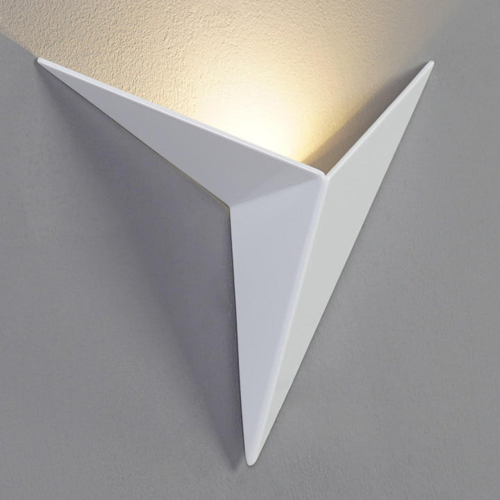 Moderne Triangulære Vegglampe - TrigoLux | Skanto