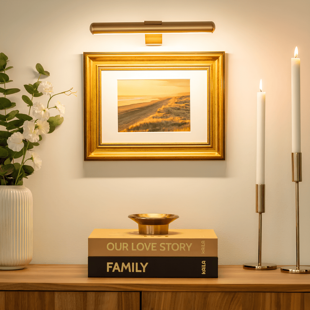 Skanto | ArtGlow LED Vegglampe – Trådløs Belysning for Kunst og Dekorasjon