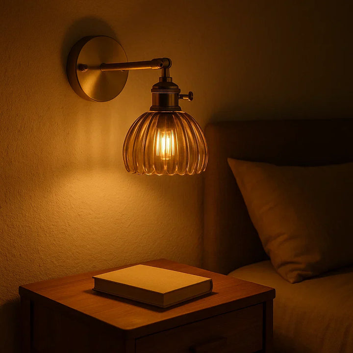 Skanto | Retro Vegglampe med Tulipan Glasskygge | Vintage Stil