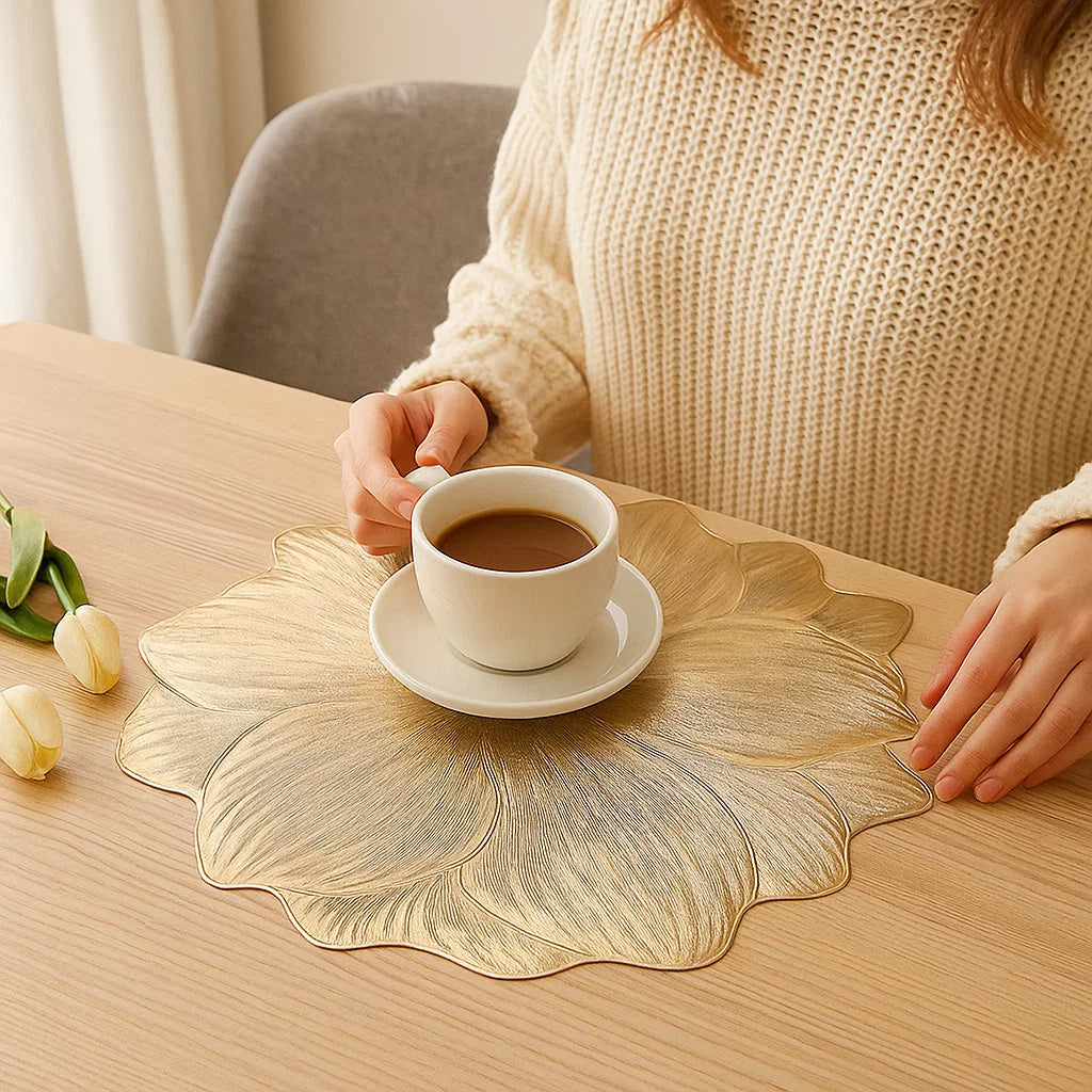 Skanto | Kreativt Blomster Bordsett - Vanntett og Oljeavstøtende