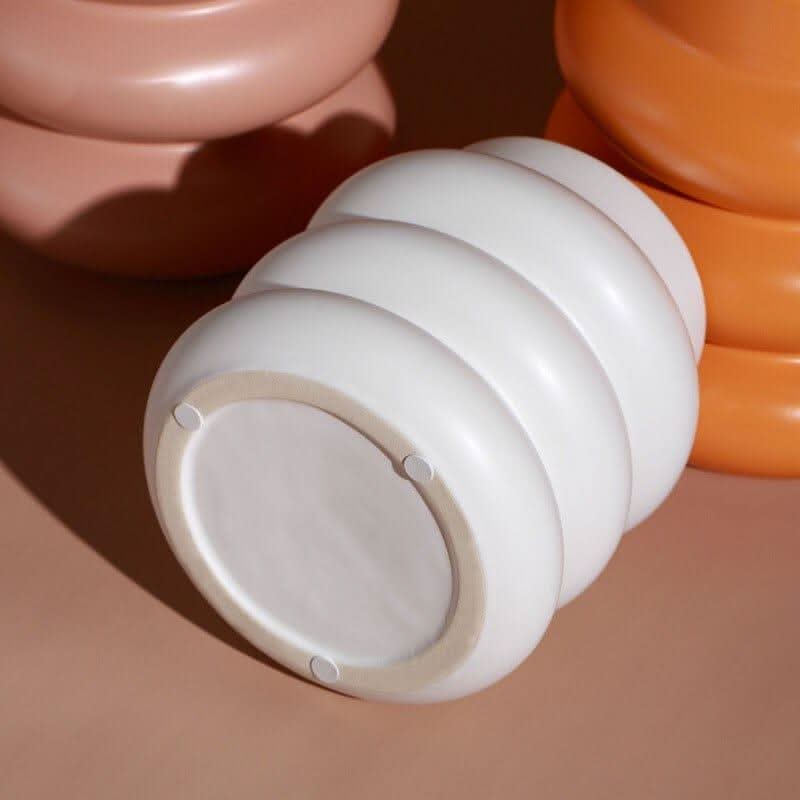 Skanto | AREVA – Elegant keramisk vase for stilige aksenter