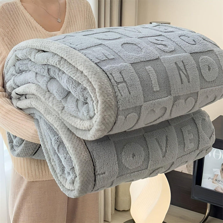 CoralDream Teppe - Varm Fleece Vinterteppe med Dobbeltsidig Hjerte- og Bokstavdesign | Skanto