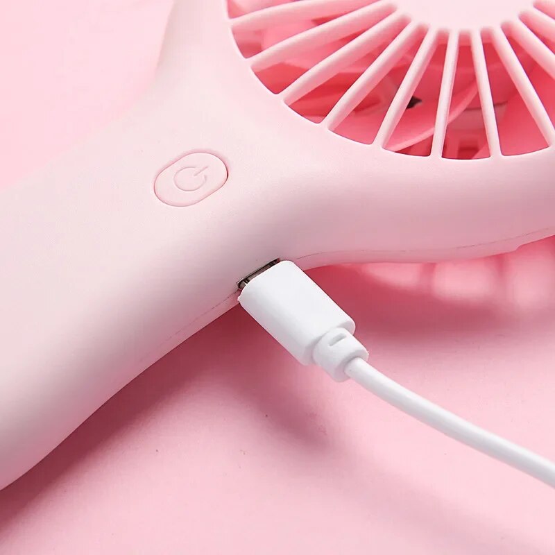 Kompakt USB Mini Vifte - Justerbare Hastigheter, Ultra-Stille Drift for Hjem- og Kontorbruk | Skanto