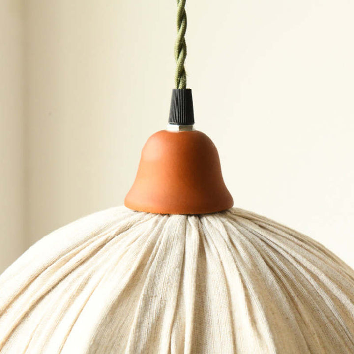 EcoLume - Minimalistisk skandinavisk LED-pendellampe med beige stoffskjerm og justerbar bue for stue og spisestue