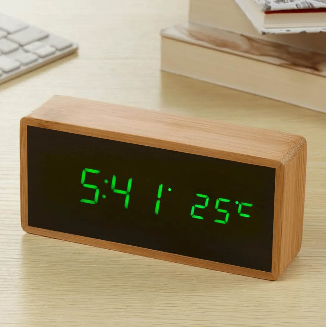 BambooTime - LED vekkerklokke laget av bambus Skanto