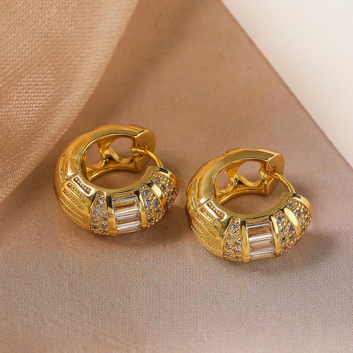 Skanto | Bold Baguette Spredte Diamant Øredobber