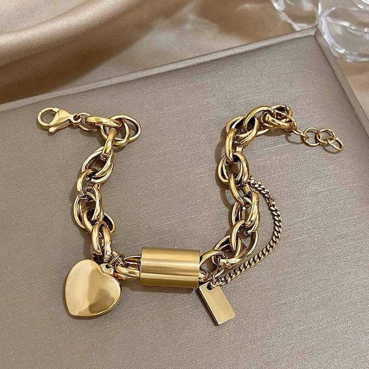 Skanto | Bold & Chunky Necklace Heart Bracelet