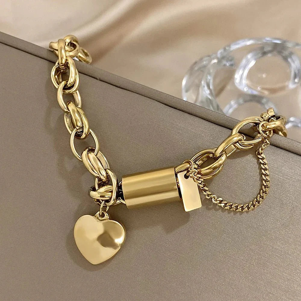 Skanto | Bold & Chunky Necklace Heart Bracelet