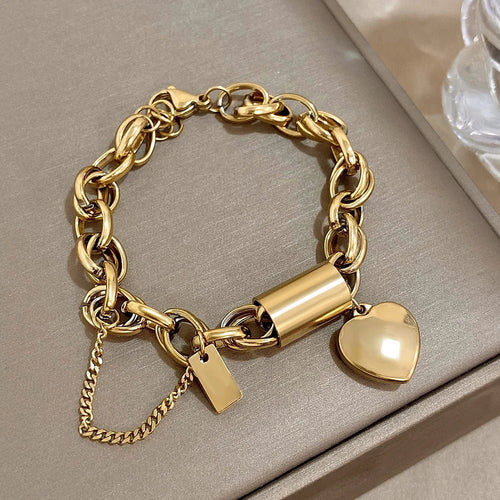 Skanto | Bold & Chunky Necklace Heart Bracelet