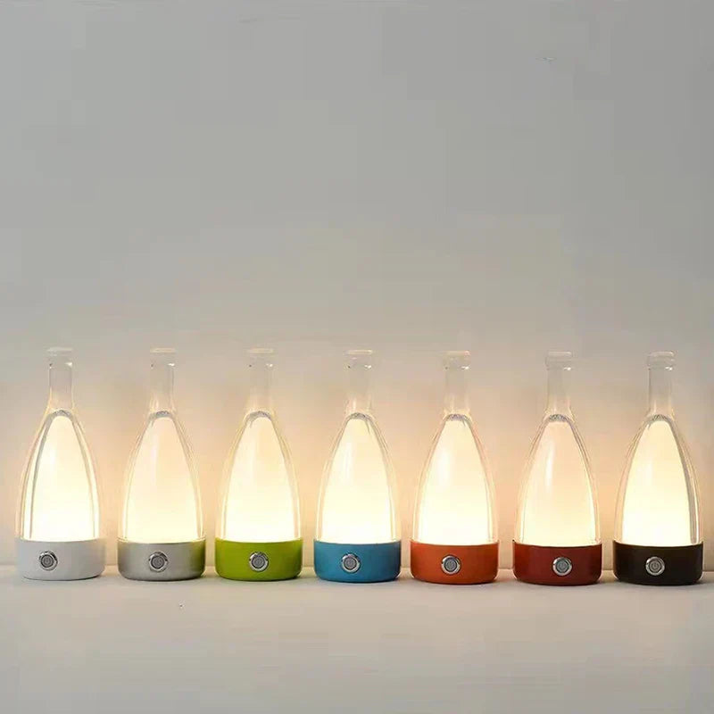 Skanto | CorkGlow - Vinflaske Bordlampe