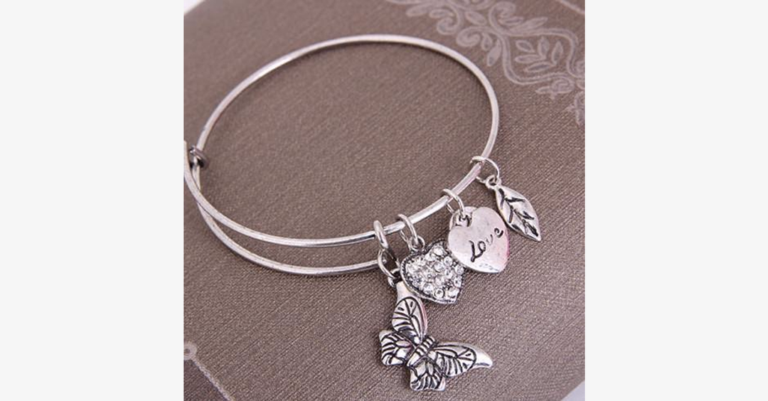 Skanto | Butterfly Love Charm Bracelet