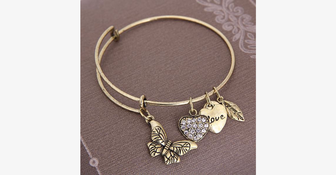 Skanto | Butterfly Love Charm Bracelet