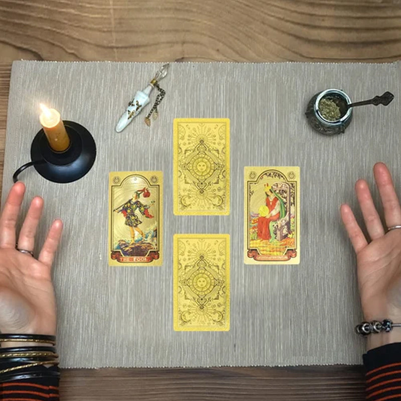 Skanto | Utforsk den mystiske verden av tarot Gullfarget tarot